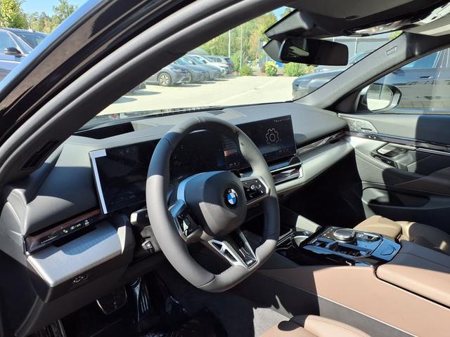 BMW 5er Touring M Sportpaket Pro 540d Steptronic xDrive 