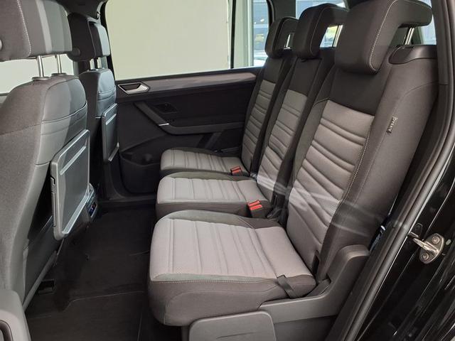 Volkswagen Touran Highline R-Line 2.0 TDI 7-Gang-DSG 