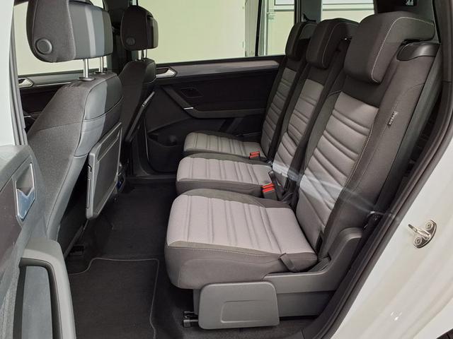 Volkswagen Touran Highline R-Line 1.5 TSI 7-Gang-DSG 