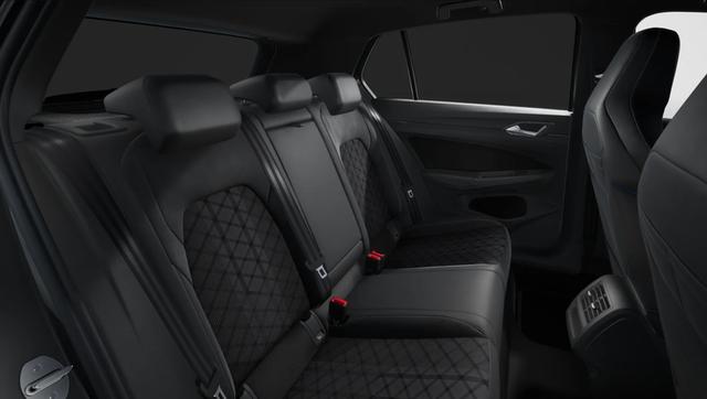 Volkswagen Golf R-Line 2.0 TDI 7-Gang-DSG 