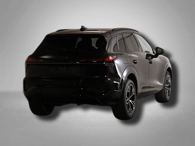 Audi Q3 S Line 1.5 TFSI 7-Gang tronic 