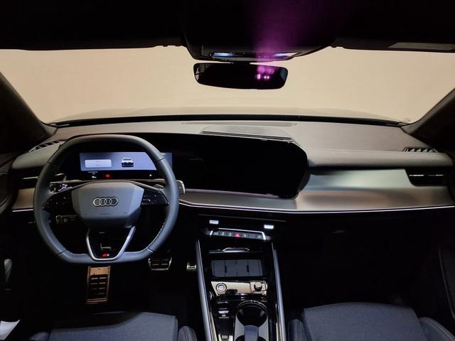 Audi Q3 S Line 1.5 TFSI 7-Gang tronic 