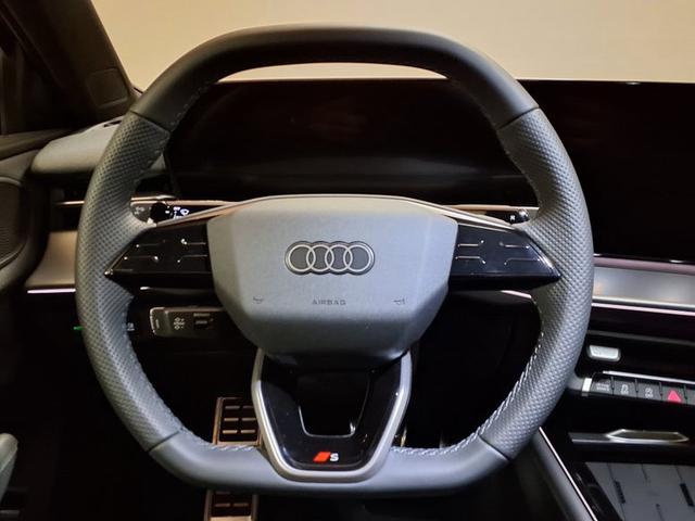Audi Q3 S Line 1.5 TFSI 7-Gang tronic 