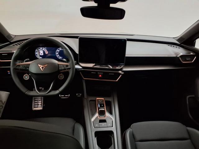 Cupra Leon 1.5 eTSI 7-Gang-DSG 