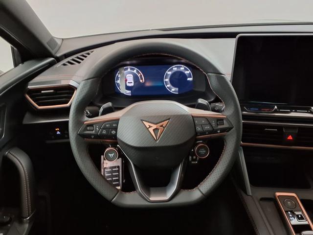 Cupra Leon 1.5 eTSI 7-Gang-DSG 