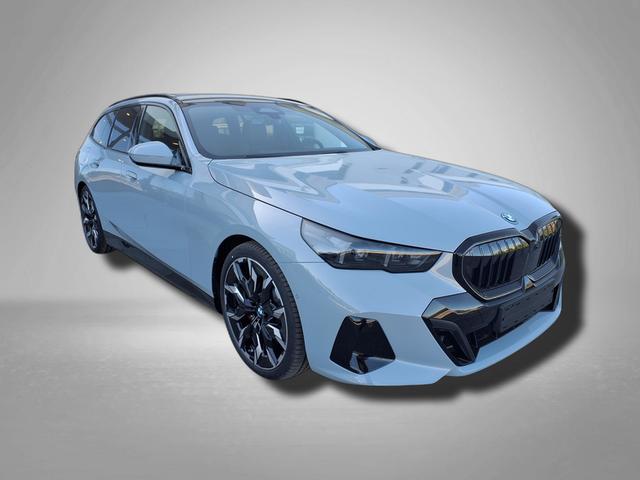 BMW 5er Touring M Sportpaket Pro 550e xDrive 