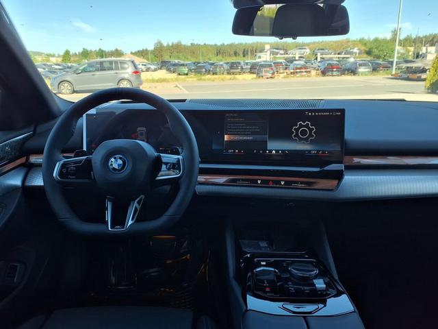 BMW 5er Touring M Sportpaket Pro 550e xDrive 