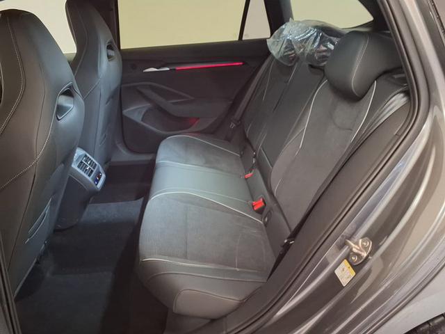 Skoda Superb Combi Sportline 2.0 TDI 7-Gang-DSG 4x4 