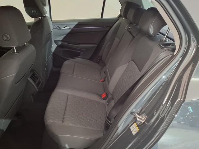 Volkswagen Golf Life Plus 1.5 TSI 6-Gang 