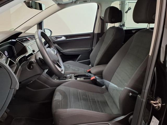 Volkswagen Touran Highline R-Line 1.5 TSI 7-Gang-DSG 