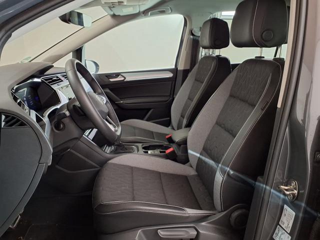 Volkswagen Touran Life Plus 1.5 TSI 7-Gang-DSG 