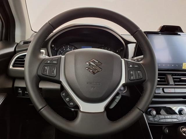 Suzuki S-Cross Comfort 1.4L Boosterjet 6 MT 4 WD 