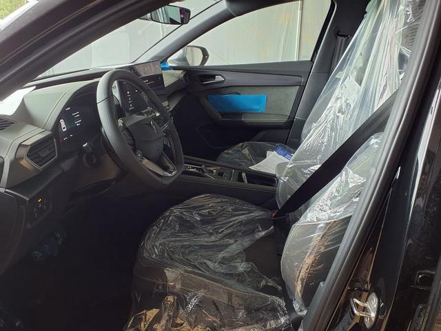 Cupra Leon Sportstourer VZ 2.0 TSI 