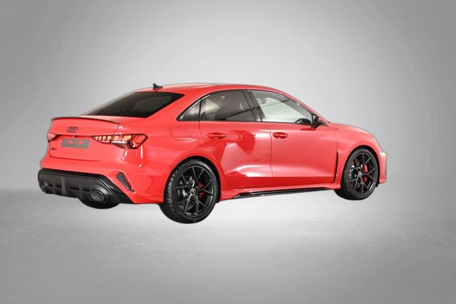 Audi RS3 Limousine 2.5 TFSI 7-Gang S tronic 