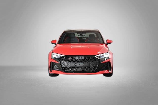 Audi RS3 Limousine 2.5 TFSI 7-Gang S tronic 