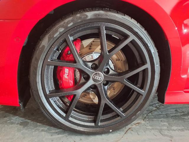 Audi RS3 Limousine 2.5 TFSI 7-Gang S tronic 