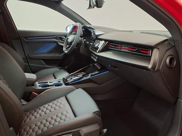 Audi RS3 Limousine 2.5 TFSI 7-Gang S tronic 
