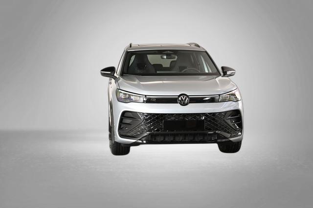 Volkswagen Tiguan R-Line 2.0 TSI 7-Gang-DSG 4MOTION 