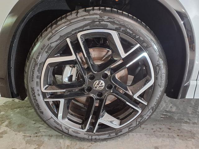 Volkswagen Tiguan R-Line 2.0 TSI 7-Gang-DSG 4MOTION 