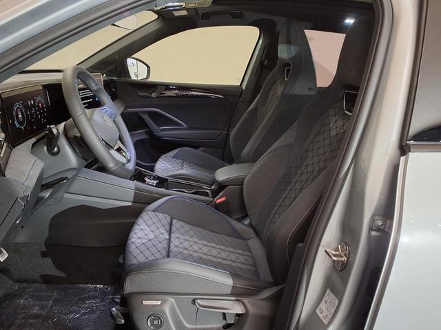 Volkswagen Tiguan R-Line 2.0 TSI 7-Gang-DSG 4MOTION 