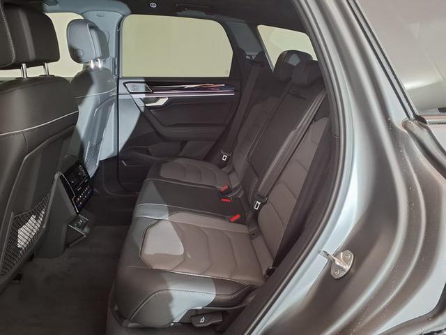 Volkswagen Touareg R-Line FINAL EDITION 3.0 TDI 8-Gang-Automatik 4MOTION 