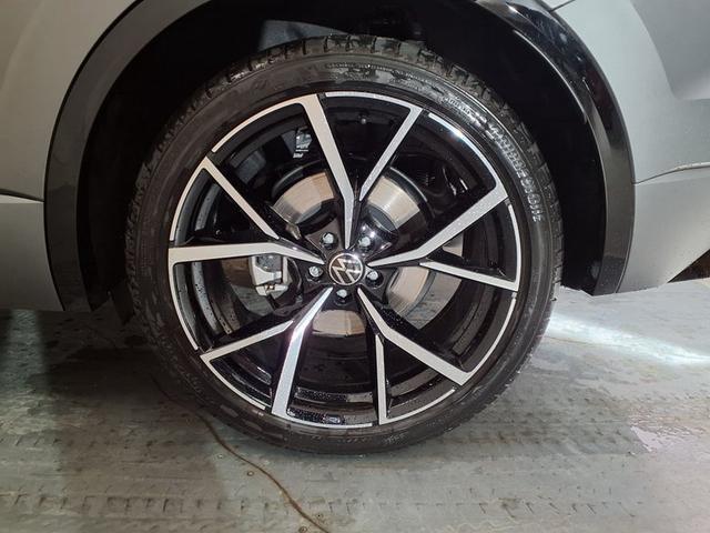 Volkswagen Touareg R-Line FINAL EDITION 3.0 TDI 8-Gang-Automatik 4MOTION 