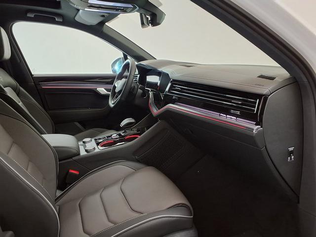 Volkswagen Touareg R-Line FINAL EDITION 3.0 TDI 8-Gang-Automatik 4MOTION 