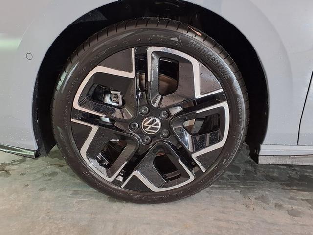 Volkswagen Golf Variant R-Line 2.0 TDI 7-Gang-DSG 