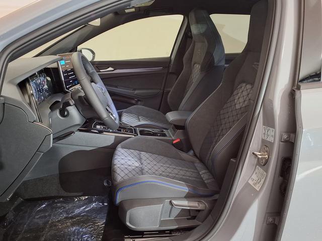 Volkswagen Golf Variant R-Line 2.0 TDI 7-Gang-DSG 