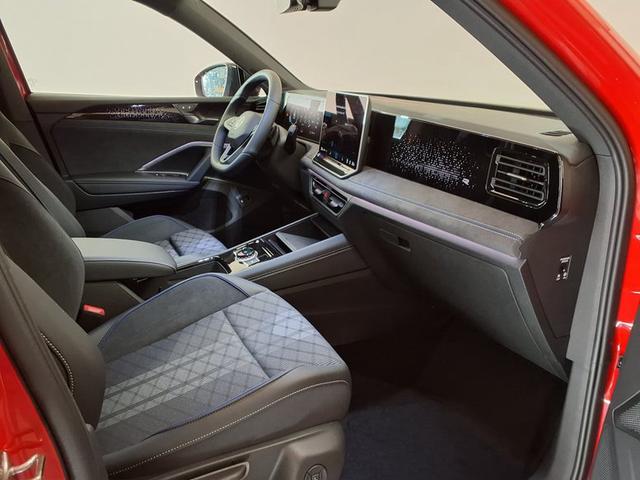 Volkswagen Tiguan R-Line 2.0 TSI 7-Gang-DSG 4MOTION 