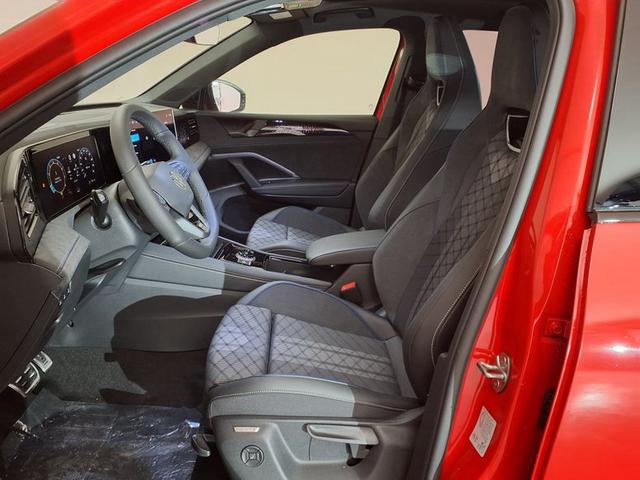 Volkswagen Tiguan R-Line 2.0 TSI 7-Gang-DSG 4MOTION 