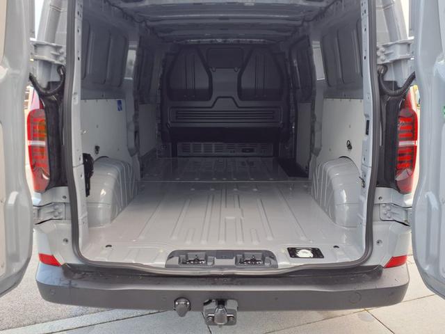 Volkswagen T7 Transporter LR 2.0 TDI 8-Gang-Automatik 