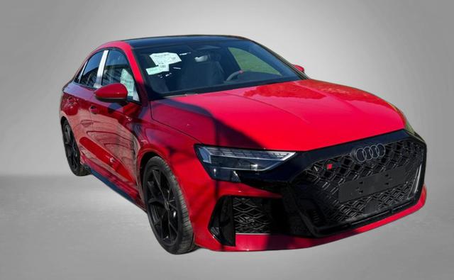 Audi RS3 - Limousine 2.5 TFSI 7-Gang S tronic