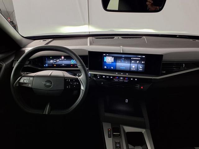 Opel Grandland Edition Plug-in-Hybrid 7-Gang-Doppelkupplungsgetriebe (eDCT) 