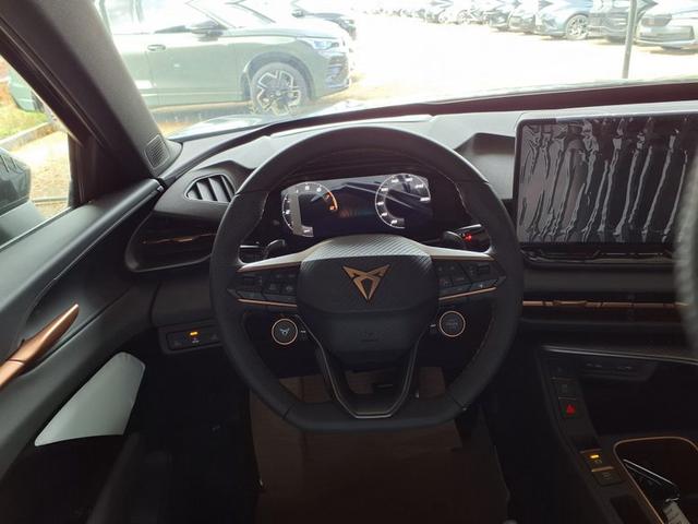 Cupra Terramar Standard 1.5 eTSI 7-Gang-DSG 