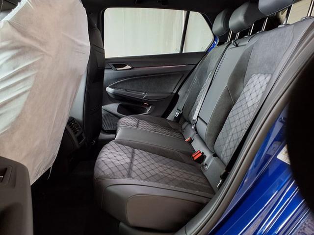 Volkswagen Golf R-Line 1.5 eTSI 7-Gang-DSG 