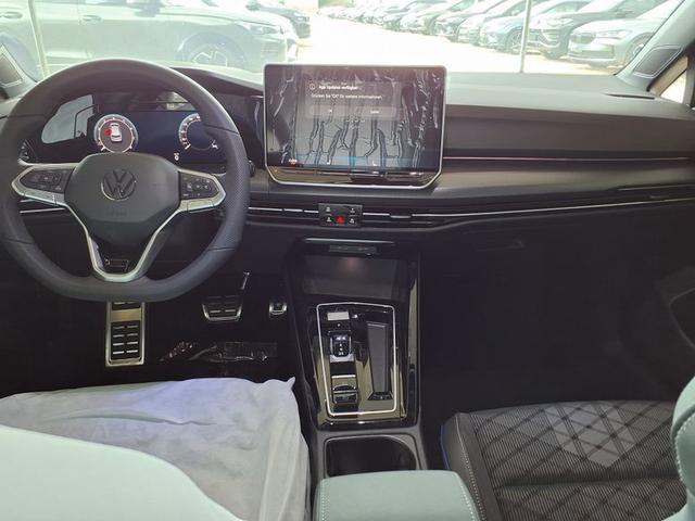 Volkswagen Golf R-Line 1.5 eTSI 7-Gang-DSG 