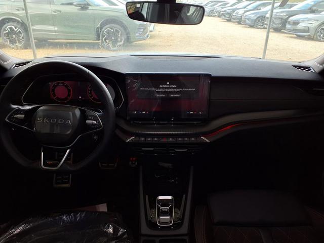 Skoda Octavia Combi RS 2.0 TSI 7-Gang-DSG 