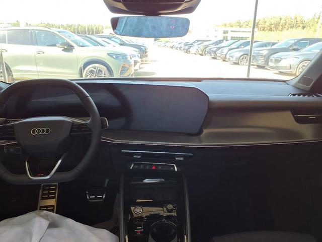 Audi Q3 S line 2.0 TSI 7-Gang DSG 