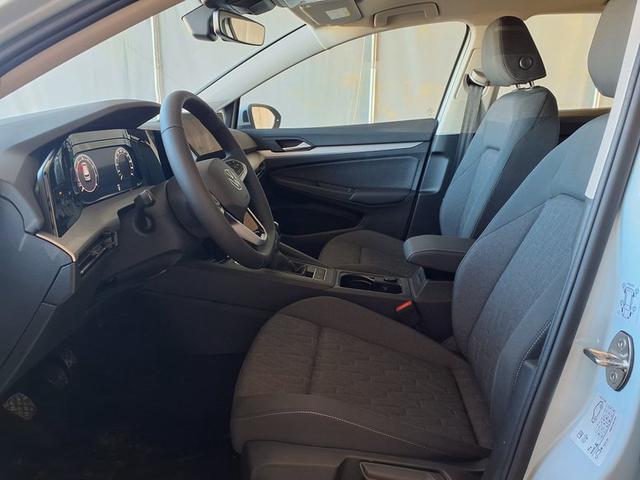 Volkswagen Golf Life Plus 1.5 TSI 6-Gang 