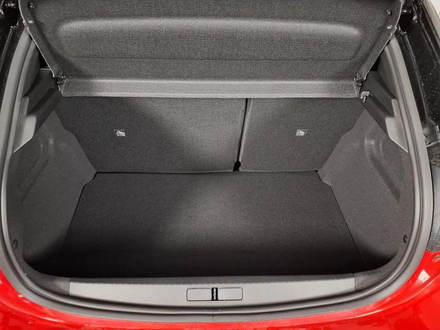 Opel Corsa GS Hybrid Elektrisches 6-Gang-Doppelkupplungsgetriebe (eDCT) 
