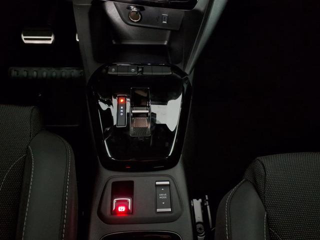 Opel Corsa GS Hybrid Elektrisches 6-Gang-Doppelkupplungsgetriebe (eDCT) 