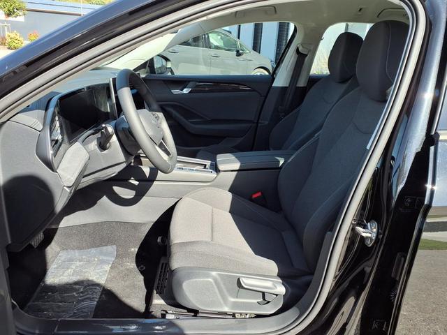 Volkswagen Passat Variant City 1.5 eTSI 150PS 7-Gang-DSG 