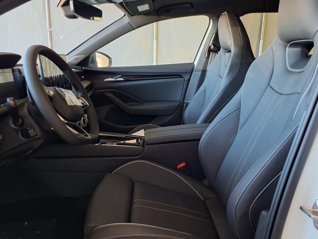 Skoda Superb Combi Sportline 2.0 TDI 7-Gang-DSG 4x4 