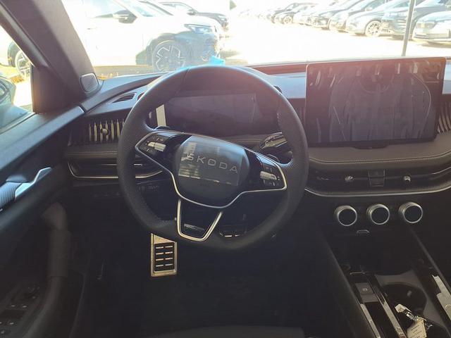 Skoda Superb Combi Sportline 2.0 TDI 7-Gang-DSG 4x4 