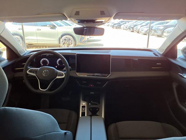 Volkswagen Passat Variant City 1.5 eTSI 150PS 7-Gang-DSG 