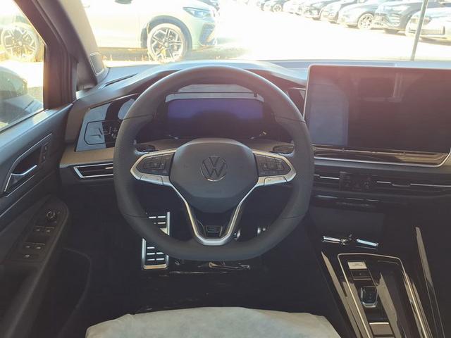 Volkswagen Golf R-Line 1.5 eTSI 7-Gang-DSG 