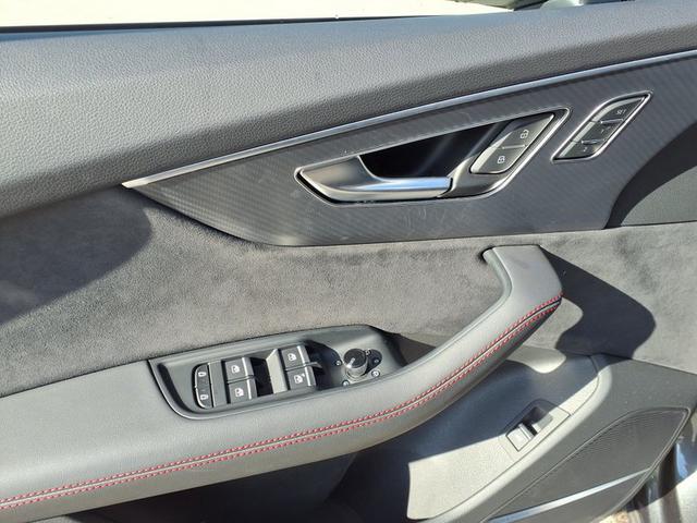 Audi Q7 S line business 3.0 TDI 8-Gang-Tiptronic quattro 