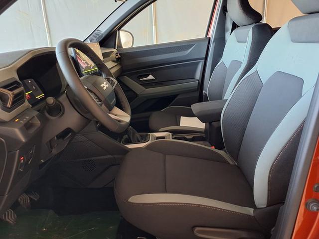 Dacia Bigster Extreme Mild Hybrid TCe 140 6-Gang 