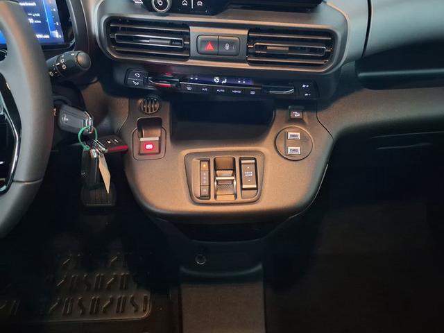 Opel Combo Life GS XL 1.5 Diesel 8-Stufen-Automatikgetriebe 